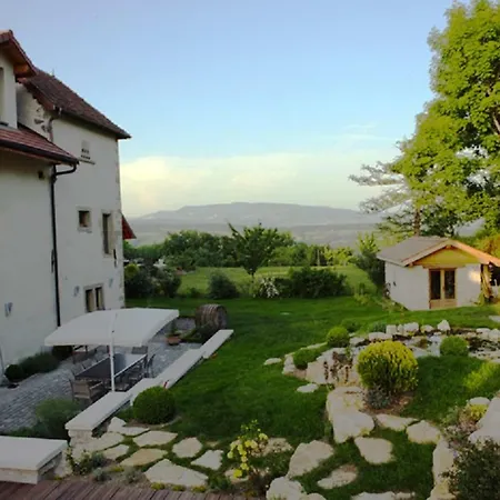 Le Manoir *
